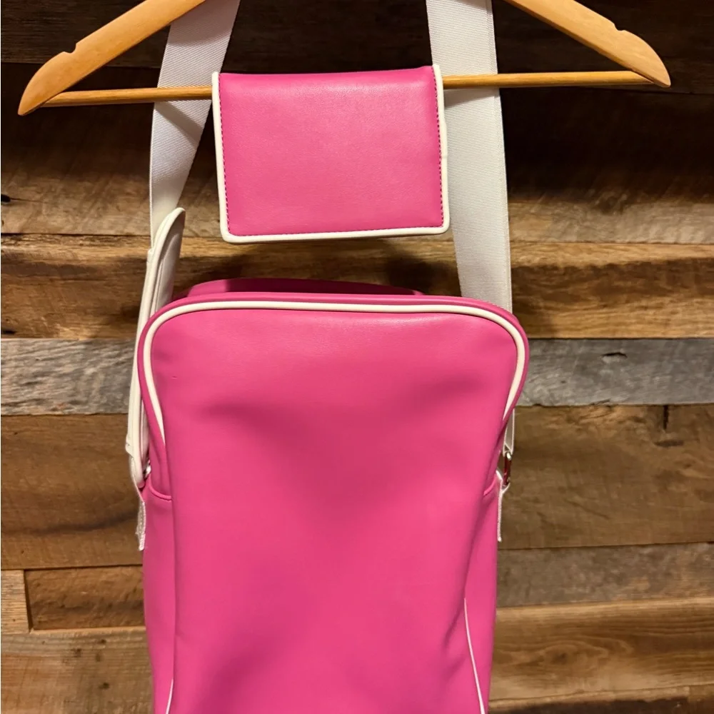 Trina Turk Pink and White Bag with Pouch - Picture 3 of 3